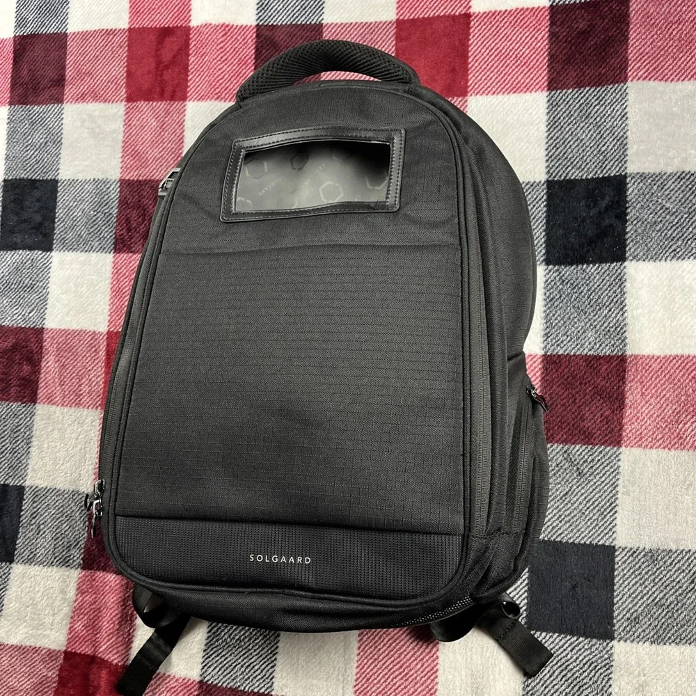 Solgaard Lifepack Backpack Black Anti Theft Laptop Storage No Solar Panel *Flaws